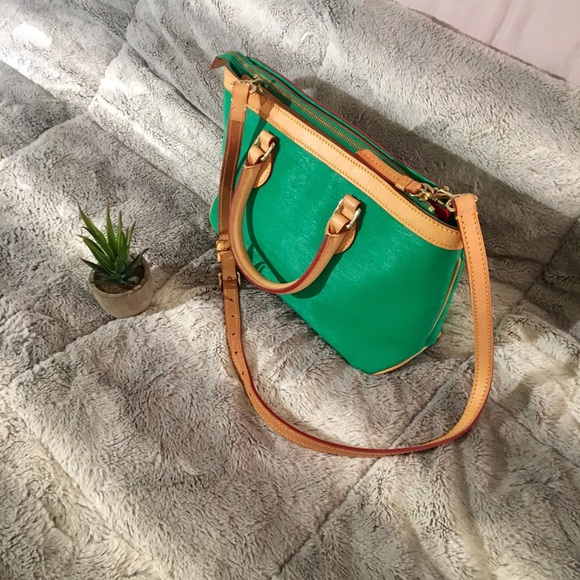 SOLD Dooney & Bourke Textured Leather Zip Satchel - Picture 4 of 8